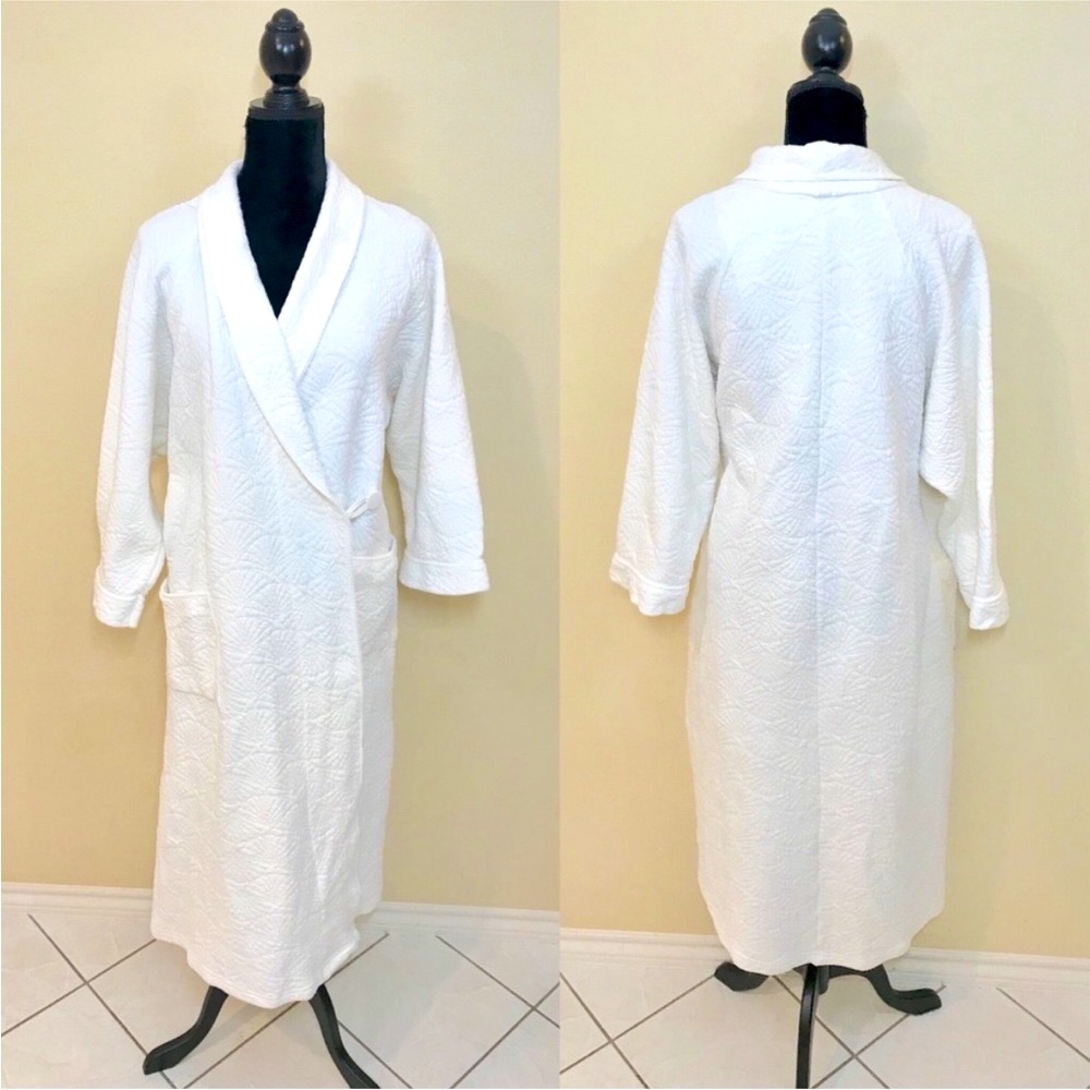 DIOR LUXURY ROBE - Picture 10 of 12